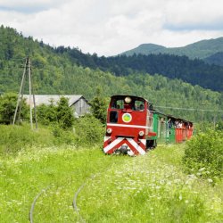 z9925905Q,Kolejka-bieszczadzka--Bieszczady.jpg