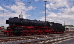 19-01_180_Bayerisches_Eisenbahnmuseum_Noerdlingen_in_Hof_Hbf31.07.2015_800x480.jpg