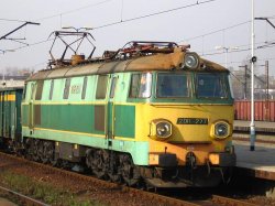 2005.11.04. - 201E-277 PKP Cargo.JPG