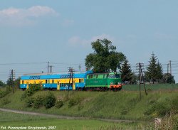 2007.05.20. - SU45-263 z poc. 55026 między Wrocławkami, a Chełmżą.jpg