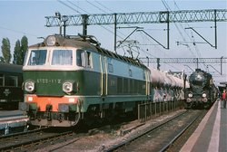 1975.09.30. - Lublin - ET22-122 z poc. tow..jpg