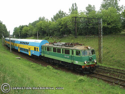 2004.07.22. - Toruń Miasto - EP07-183 z poc. os. nr 30032 rel. Olsztyn Gł. - Toruń Gł..jpg