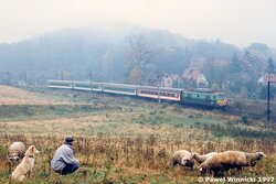 1997.10.15. - Jelenia Góra - ET21-601 z poc. posp. ''Wiking'' rel. Jelenia Góra - Szczecin G...jpg