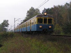 EN71-009 ZPR Kraków E66123 osob z Krakowa Gł do Krynicy.jpg