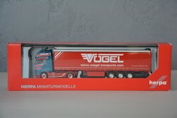 DSC_8540i.JPG