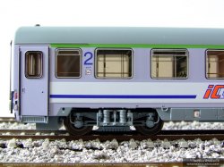 B11mnouz_021-6_Acme-90026_25.jpg