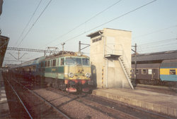 1991.10.10. - Poznań Gł. - EU07-060 PKP.jpg