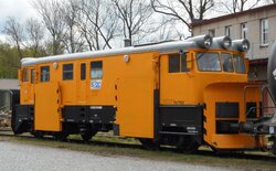 411S-15a.jpg