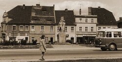 Jelcz_043_Strzelce_Opolskie_Centrum_lata70te.jpg