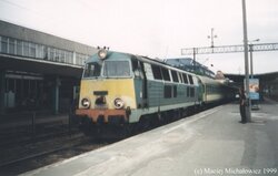 1999 - Olsztyn Gł. - SU45-213 z poc. posp. ''Warmia'' rel. Warszawa Zach. - Mikołajki, fot. ...jpg