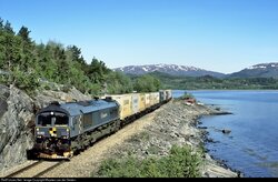 2008.06.03. - Kistrand - CargoNet 66 403 with train 5793 from Trondheim to Bodø is with only ...jpg