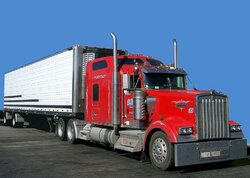 1024px-Red_truck_USA.JPG