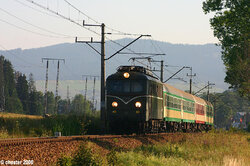 2006.07.17. - ET21-57 z poc. posp. ''Podhalanin'' nr 73501 rel. Poznań Gł. - Zakopane, w Sza...jpg