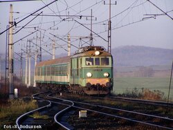 2006.11.27. - Stara Kamienica - ET21-331 z poc. nr 55032, fot. Rysiek Boduszek (TWB).jpg