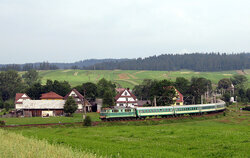 2007.07.14. - Pyzówka - Lasek - ET21-331 [delegacja z CM Wrocław] z poc. posp. nr 53505 rel....jpg