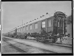 fotografie-u-a-vierachsiger-d-zugwagen-erste-klasse-fuer-rumaenien-1923-11967.jpg