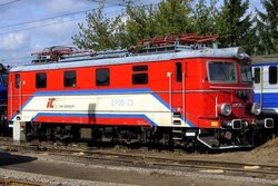 PKP-Intercity-przywracaja-do-zycia-EP05-foto-Wikipedia-Danio11-lic.-CC-BY-SA-3.0-0.jpg