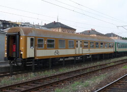 2009.09.02. - Bielsko Biała Główna - wagon typu 609A, o numerze 57 51 82-78 006-5, serii BD...jpg